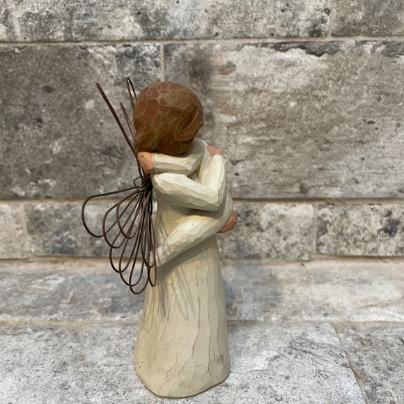 ❤️ DEMDACO WILLOW TREE ANGELS EMBRACE HOLD CLOSE THAT WHICH WE HOLD DEAR… - Picture 4 of 6